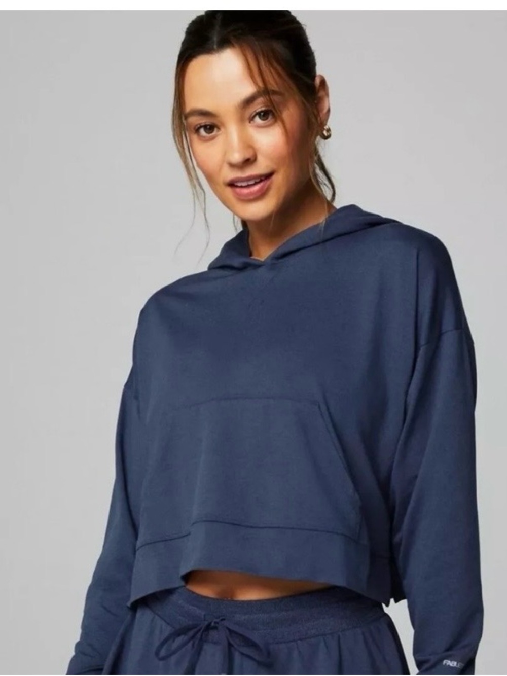 NWT Fabletics Cloud Jersey Cropped Hoodie in Heathered Navy. Medium
